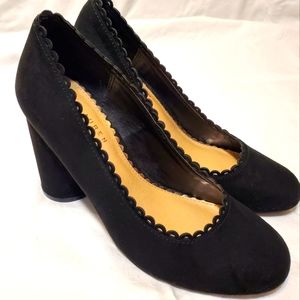 Lauren Conrad Suede Pumps